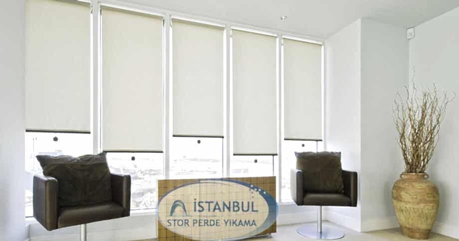 ev ofis mağazada stor perde temizliği